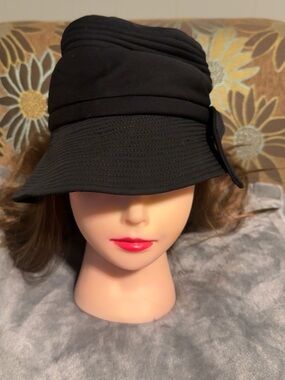 betmar Black Cloche Hat with Subtle Bow Detail
